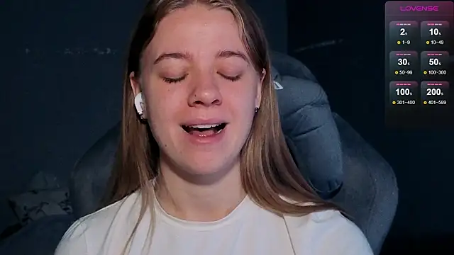 candy maggie online show from November 13, 5:12 pm