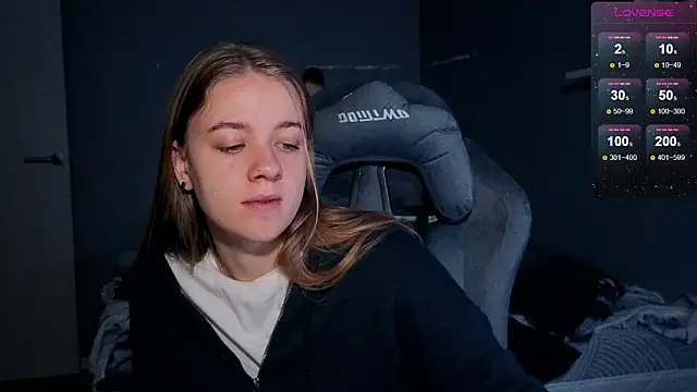 candy maggie online show from November 6, 6:47 pm