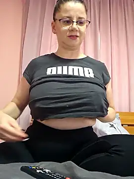 KristenVega online show from January 8, 1:59 pm