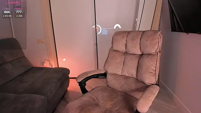 Snapshot of helen_ramsay chatting on September 9, 4:29 pm helen ramsay online show from September 9, 4:29 pm