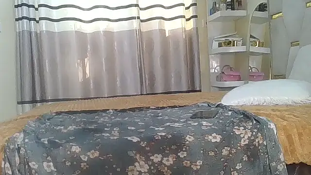 Fine assie online show from October 26, 4:19 am