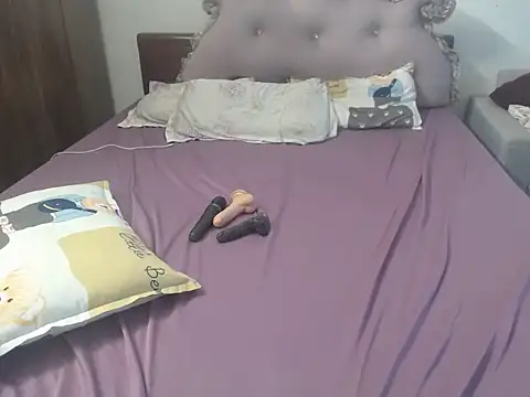 Mochi Soft online show from November 18, 1:39 am