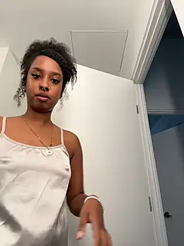 Your Paris online show from January 8, 6:56 pm