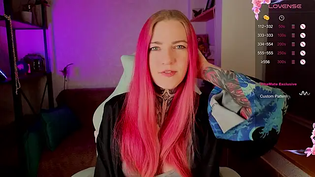 Roxy      online show from November 25, 6:04 am