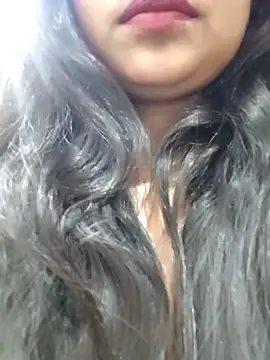 MohiniHott online show from December 17, 8:18 am