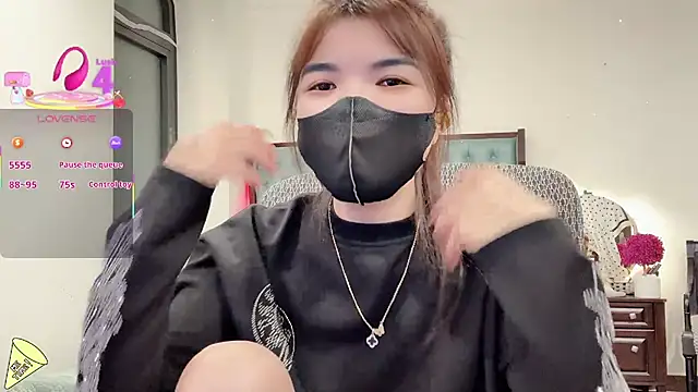 Berrysweet 68 online show from October 28, 2:34 pm