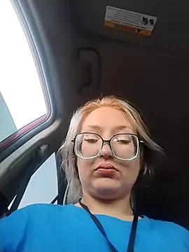 xWhoreAbleX Pika online show from November 1, 10:58 pm