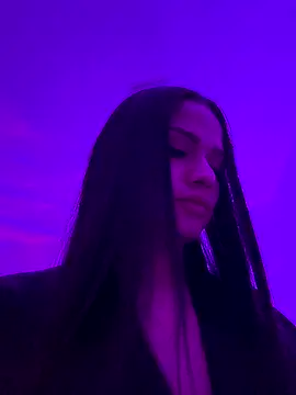 alee lenoxx online show from December 17, 4:27 am