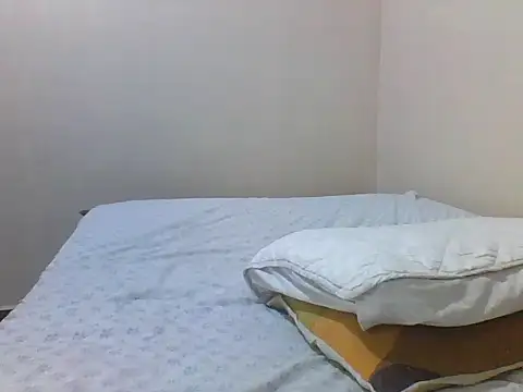 princess-cutie12 online show from November 19, 8:42 pm