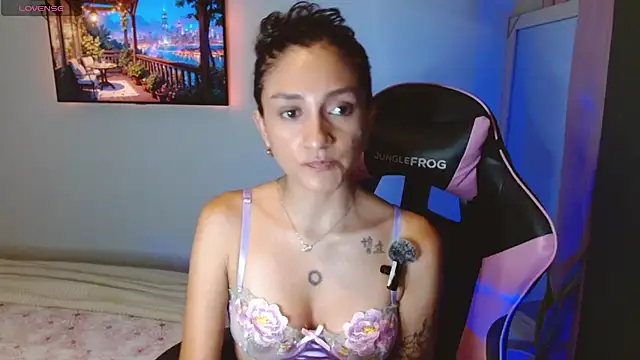 Snapshot of Mei_Kelly chatting on October 8, 3:00 am Mei Kelly online show from October 8, 3:00 am
