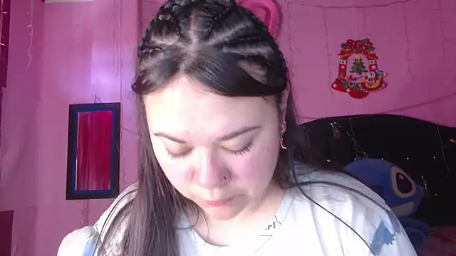 Snapshot of NikkiRous_ chatting on September 21, 1:43 pm NikkiRous online show from September 21, 1:43 pm