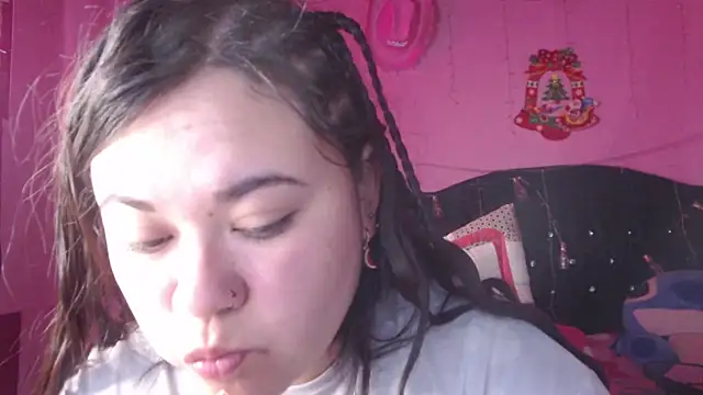 Snapshot of NikkiRous_ chatting on October 20, 2:09 pm NikkiRous online show from October 20, 2:09 pm