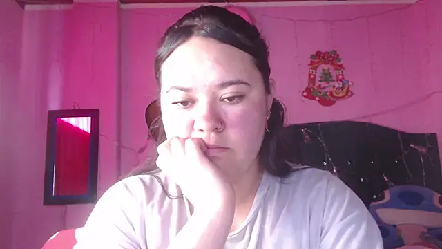 Snapshot of NikkiRous_ chatting on October 10, 4:23 pm NikkiRous online show from October 10, 4:23 pm