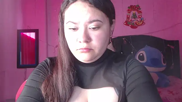 Snapshot of NikkiRous_ chatting on October 6, 2:56 pm NikkiRous online show from October 6, 2:56 pm