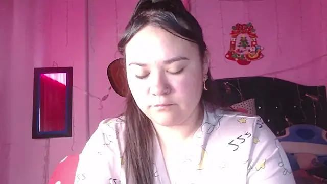 Snapshot of NikkiRous_ chatting on October 11, 4:31 pm NikkiRous online show from October 11, 4:31 pm