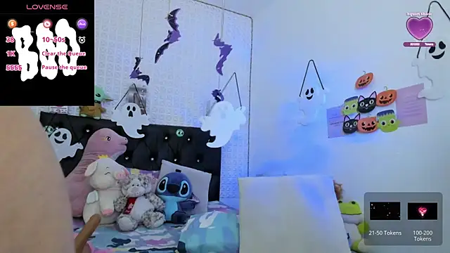 redgirlofficial online show from October 14, 11:40 pm