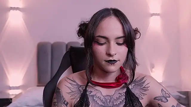 AnnyThompson  online show from January 9, 9:52 pm