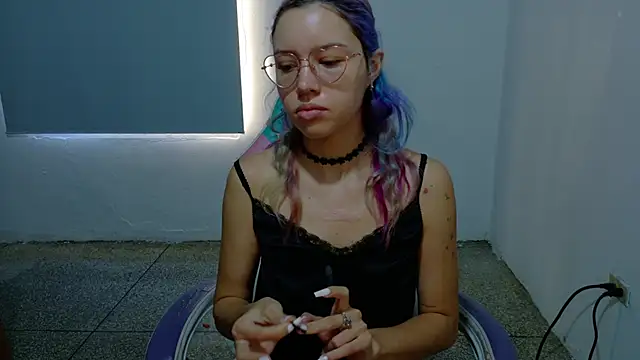 WandaDoll online show from March 21, 12:10 pm