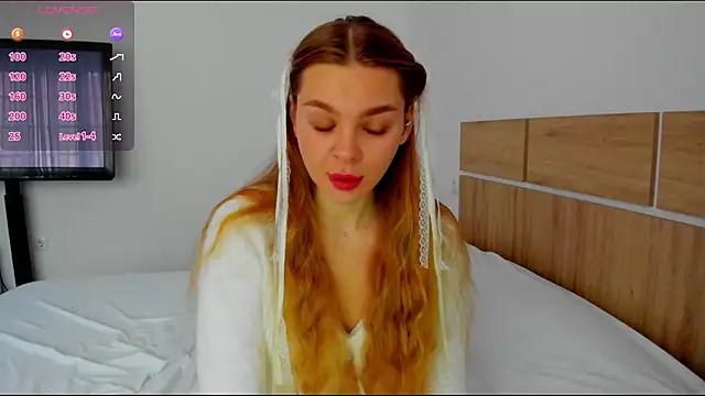 Molly sweetie online show from March 2, 7:15 am