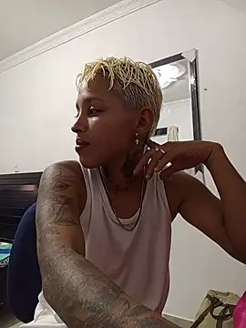 Dirty Zoe online show from August 8, 8:39 pm