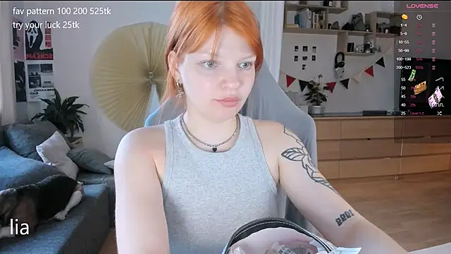 lil lia online show from September 27, 5:25 am