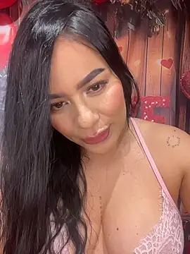 Miah gomez  online show from February 14, 1:07 am