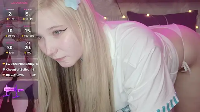 MeowkaKitty online show from November 18, 2:56 am