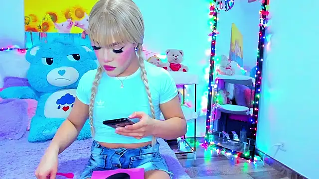 Candy Candy   online show from February 8, 11:18 pm