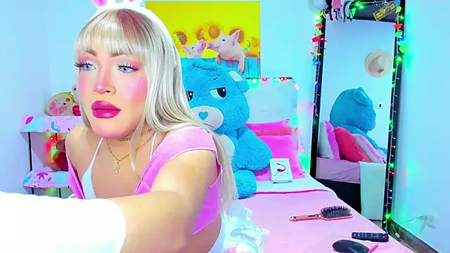 Snapshot of Candy_Candy__ chatting on September 24, 10:31 pm Candy Candy online show from September 24, 10:31 pm
