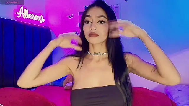 Alleanys Cristal online show from December 20, 7:40 pm