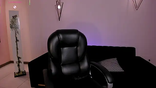 EloisaOlivero online show from November 25, 7:47 pm