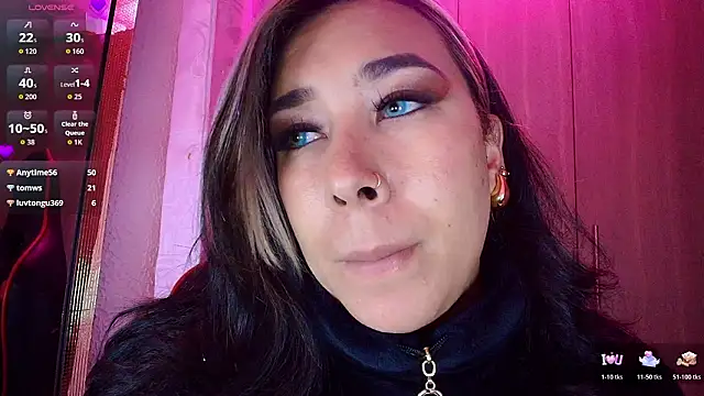 leahtemptation3 online show from March 1, 9:09 am