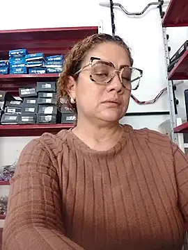 sophiahunt286 online show from February 18, 2:49 pm