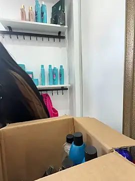 SUUKAM online show from November 19, 5:35 pm