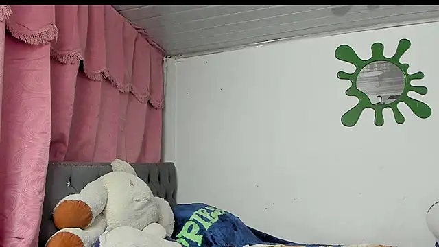 Laflaka22 online show from November 25, 11:05 pm