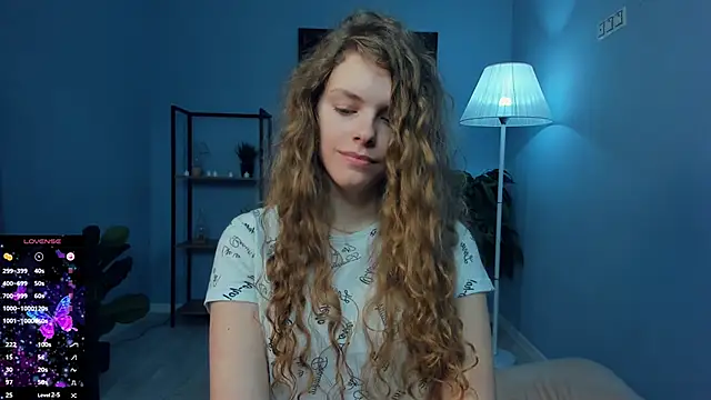 RayaNenlia online show from February 21, 6:36 am