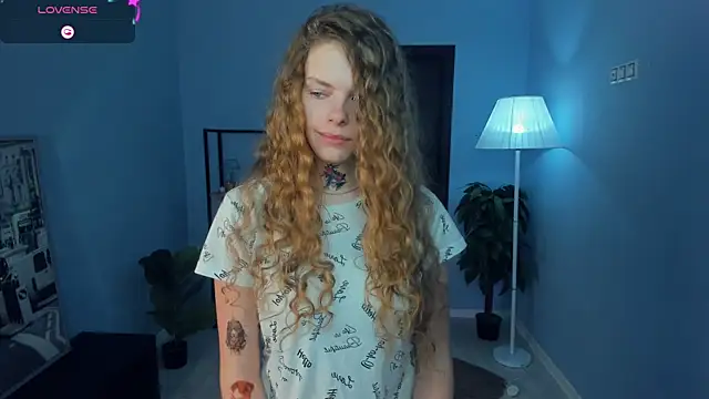 RayaNenlia online show from January 10, 5:23 am