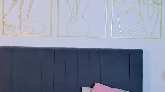 summer holiday online show from April 5, 6:01 am