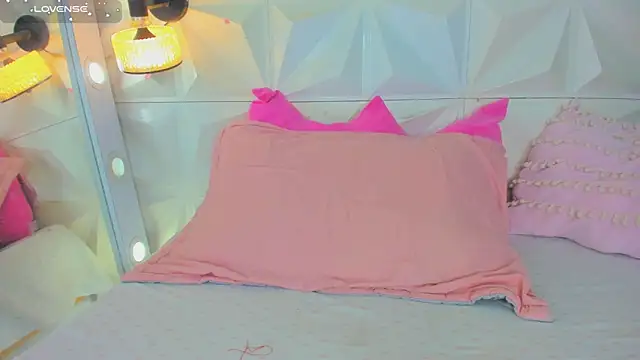 cute latinaxxx online show from April 15, 3:51 am