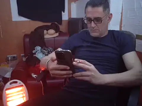 Lia Y PatrickX online show from March 5, 8:59 pm