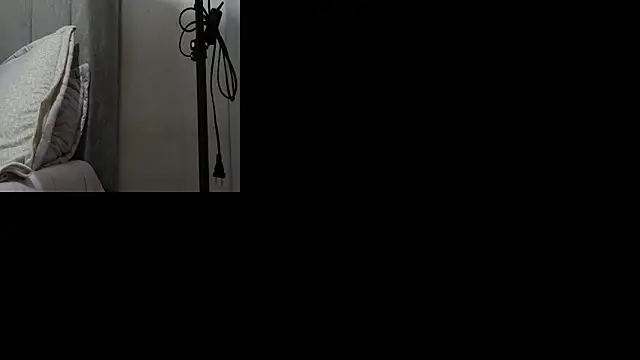 charlotte01   online show from April 17, 12:13 am