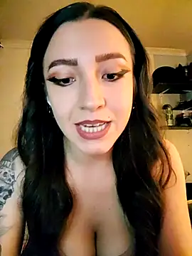 Paudelatorre online show from December 19, 3:32 am