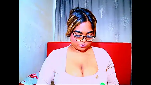 Indian Lola00 online show from April 12, 6:11 pm