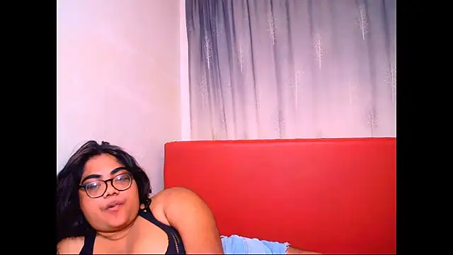 Indian Lola00 online show from December 15, 8:58 pm