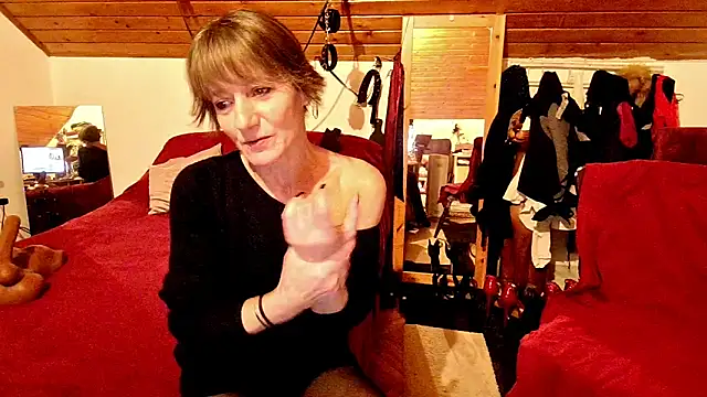 Hot Colettte online show from January 6, 10:02 pm