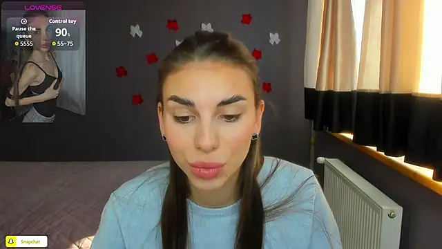 EmmyGreans online show from February 10, 6:49 am