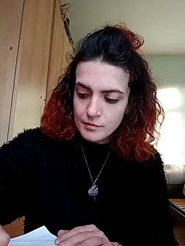 LadyMinnie online show from October 25, 3:30 pm