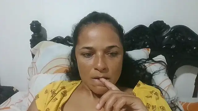 GiveLove1 online show from October 31, 1:04 pm