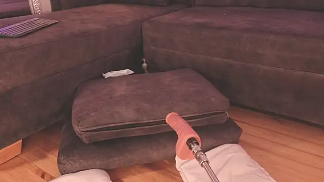 Isabella francoo online show from January 7, 5:49 pm