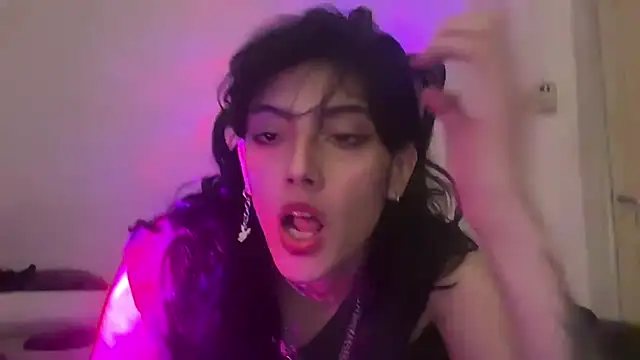 Cyberdark1312x online show from December 15, 7:46 am